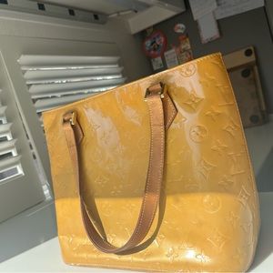 Louis Vuitton Vernis Houston